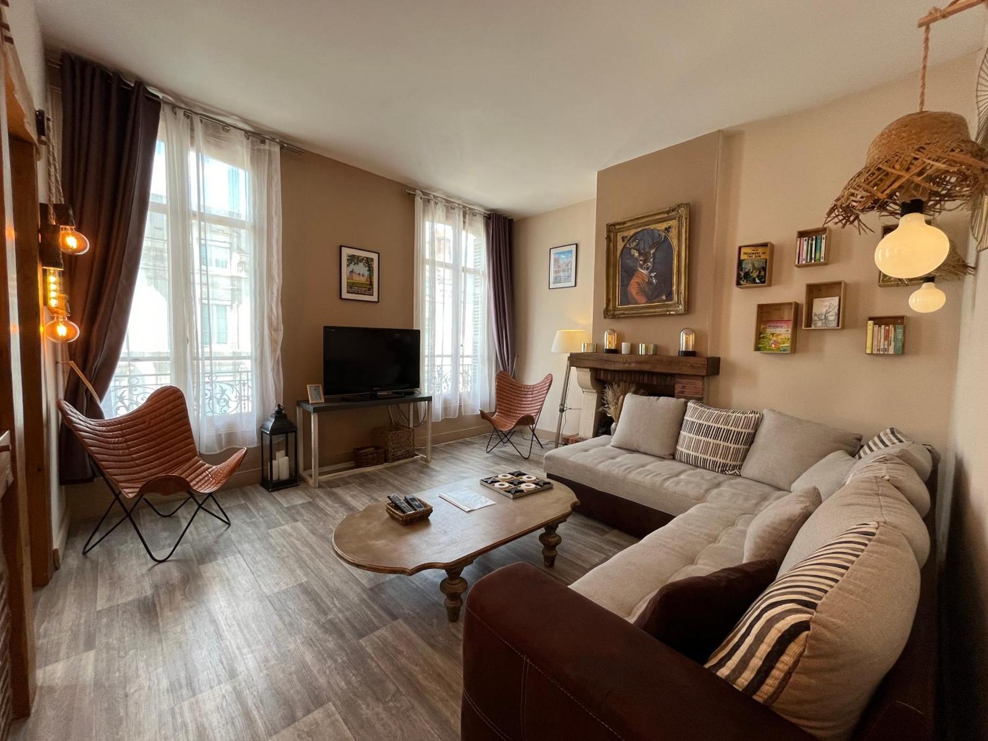 Cote Chateau - Grand Appartement Au Coeur De Blois Exteriör bild